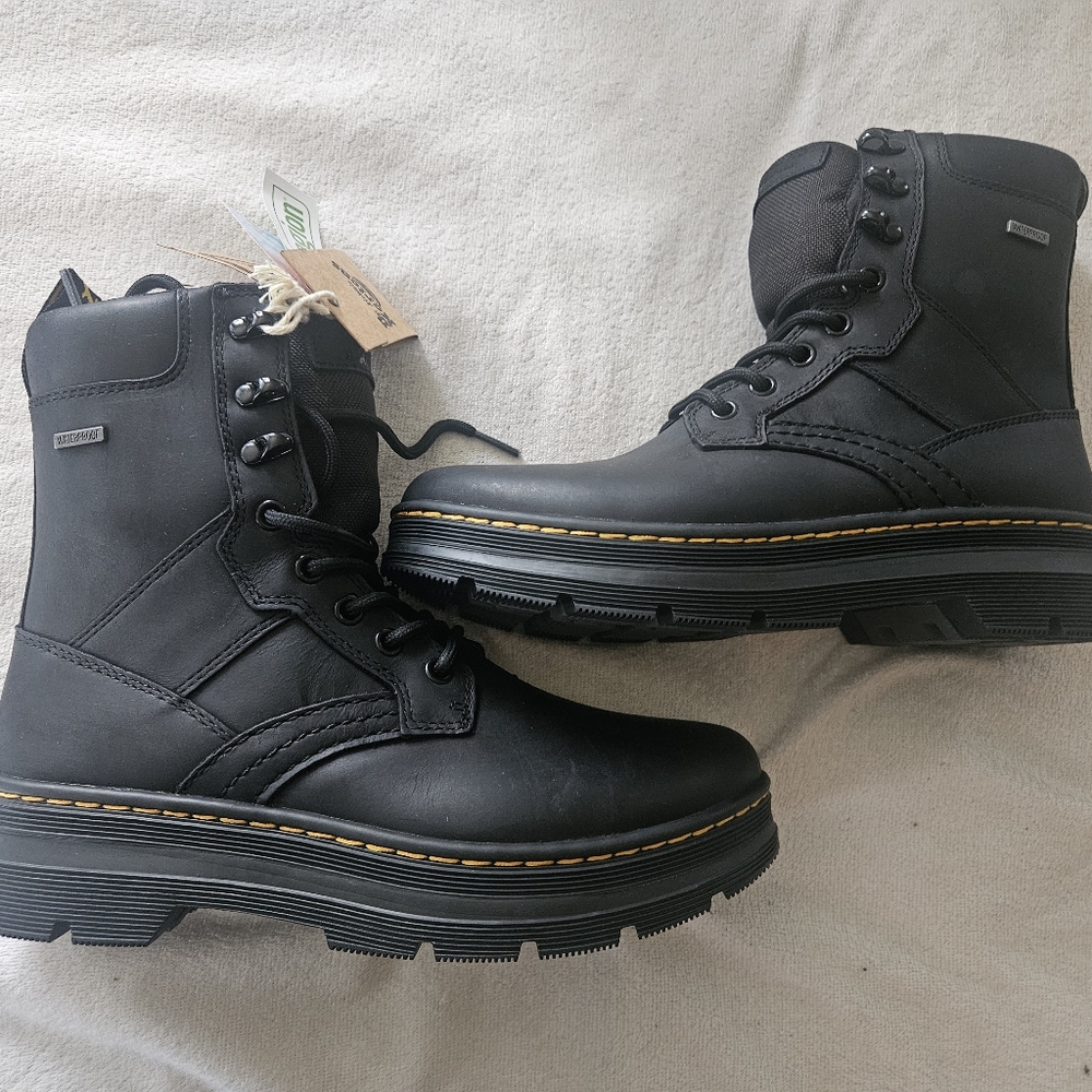 Dr Martens Iowa Boot - Unisex Size 7/8